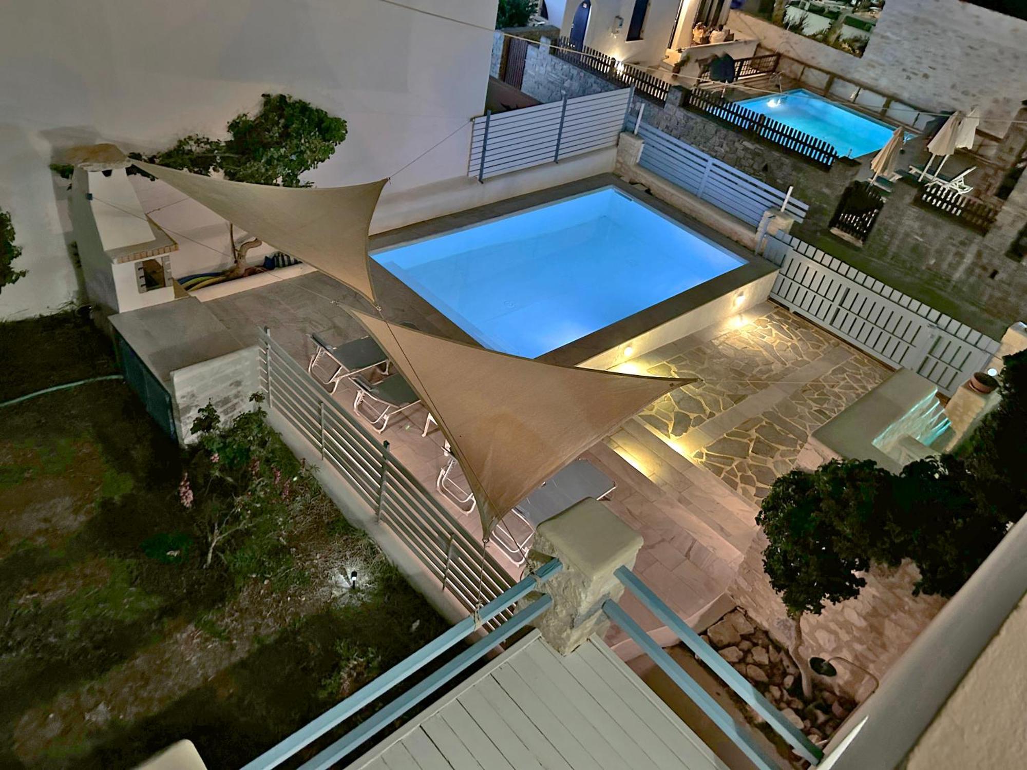 Villa Danae - Seaside Villa With Pool & Hot Tub Piso Livadi Exteriér fotografie