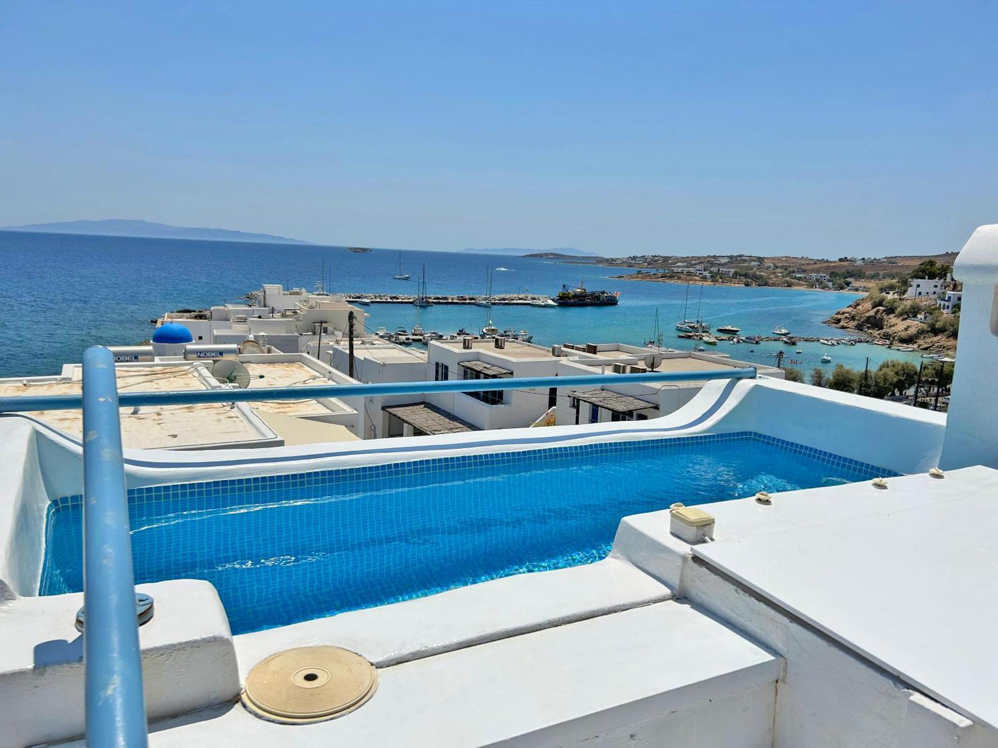 Villa Danae - Seaside Villa With Pool & Hot Tub Piso Livadi Exteriér fotografie